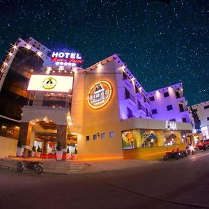 Hotel Ruinas Resort